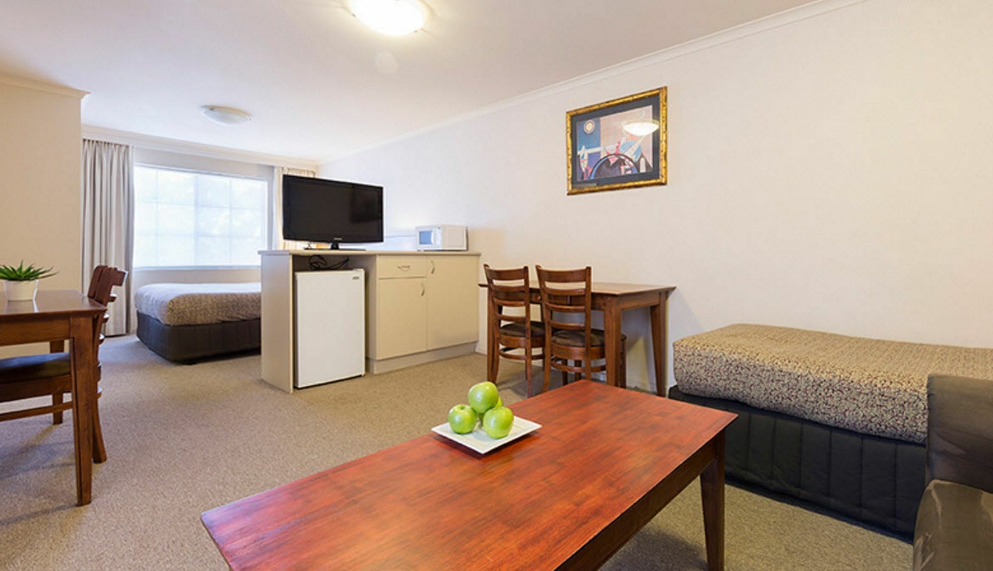 Canberra Parklands Central Apartment Hotel Official Экстерьер фото