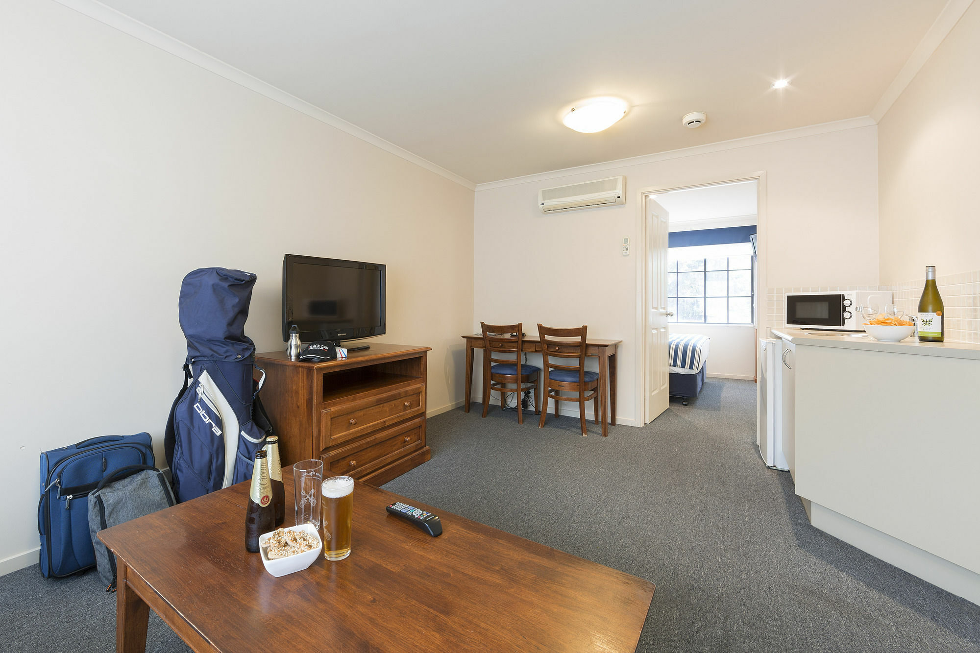 Canberra Parklands Central Apartment Hotel Official Экстерьер фото