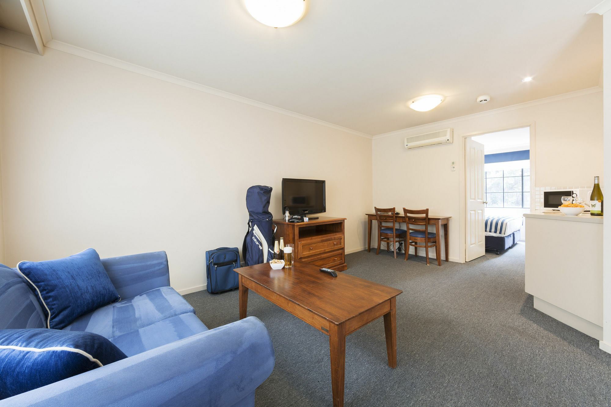 Canberra Parklands Central Apartment Hotel Official Экстерьер фото